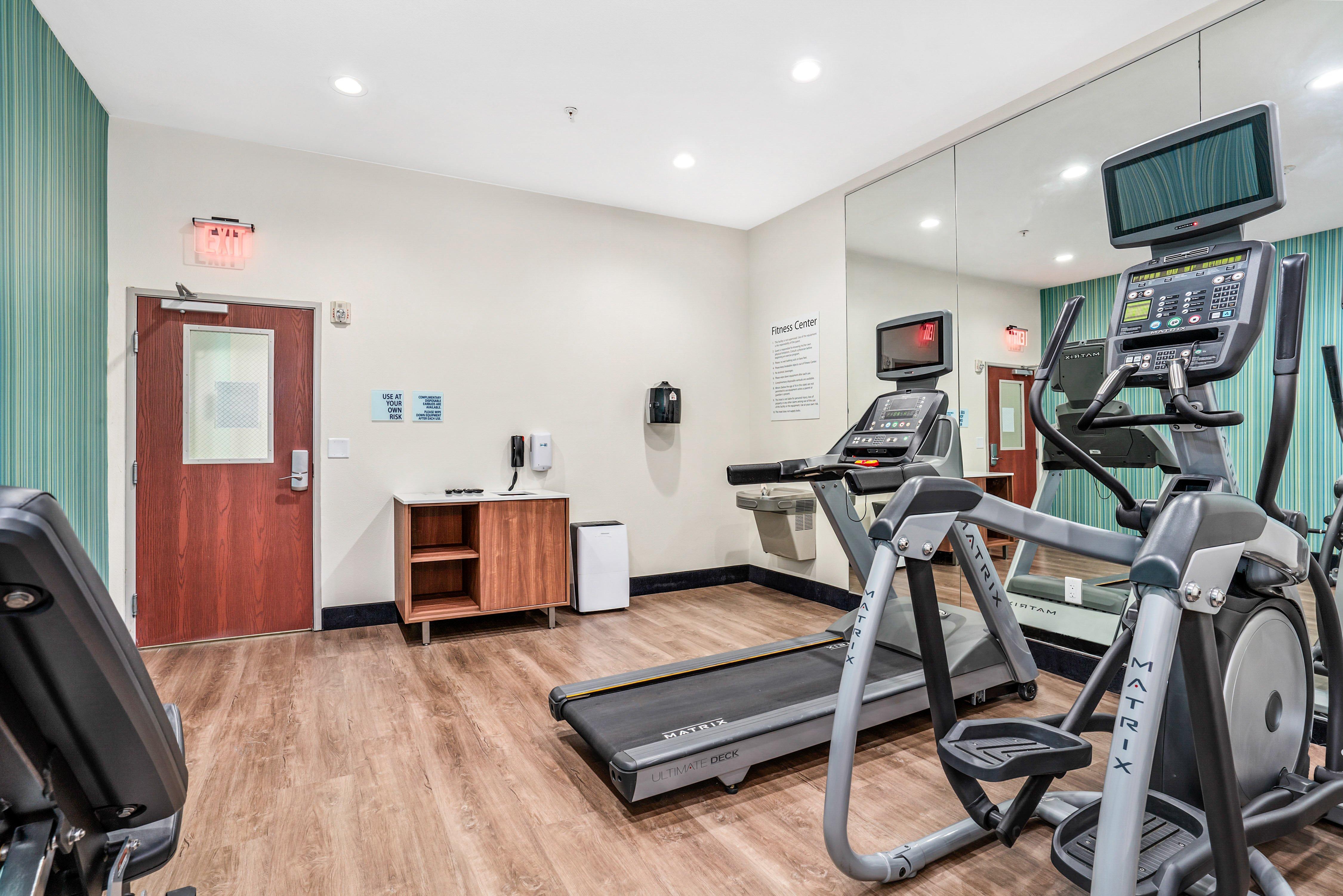 Holiday Inn Express & Suites Van Buren-Fort Smith Area, An Ihg Hotel מראה חיצוני תמונה