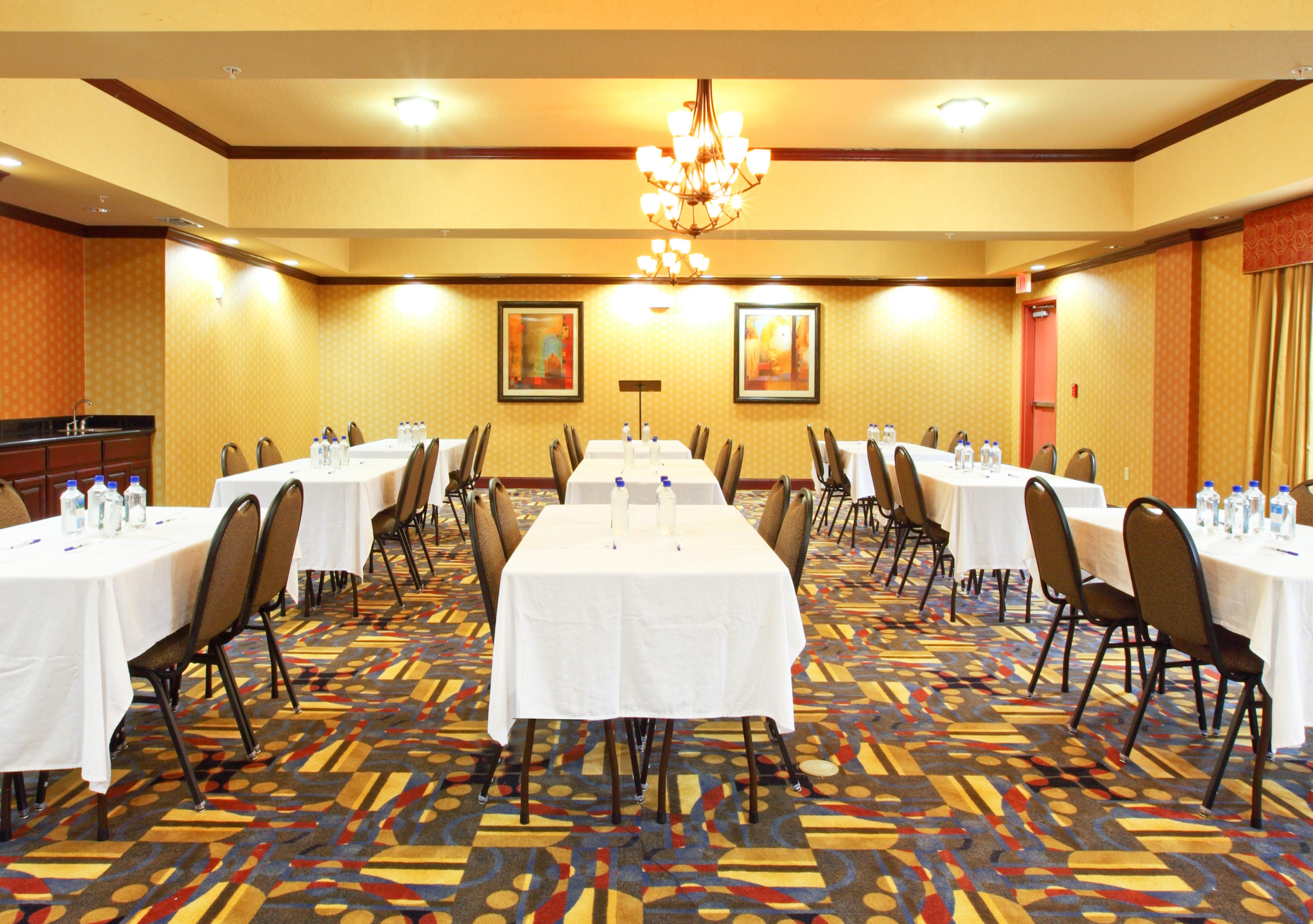 Holiday Inn Express & Suites Van Buren-Fort Smith Area, An Ihg Hotel מראה חיצוני תמונה