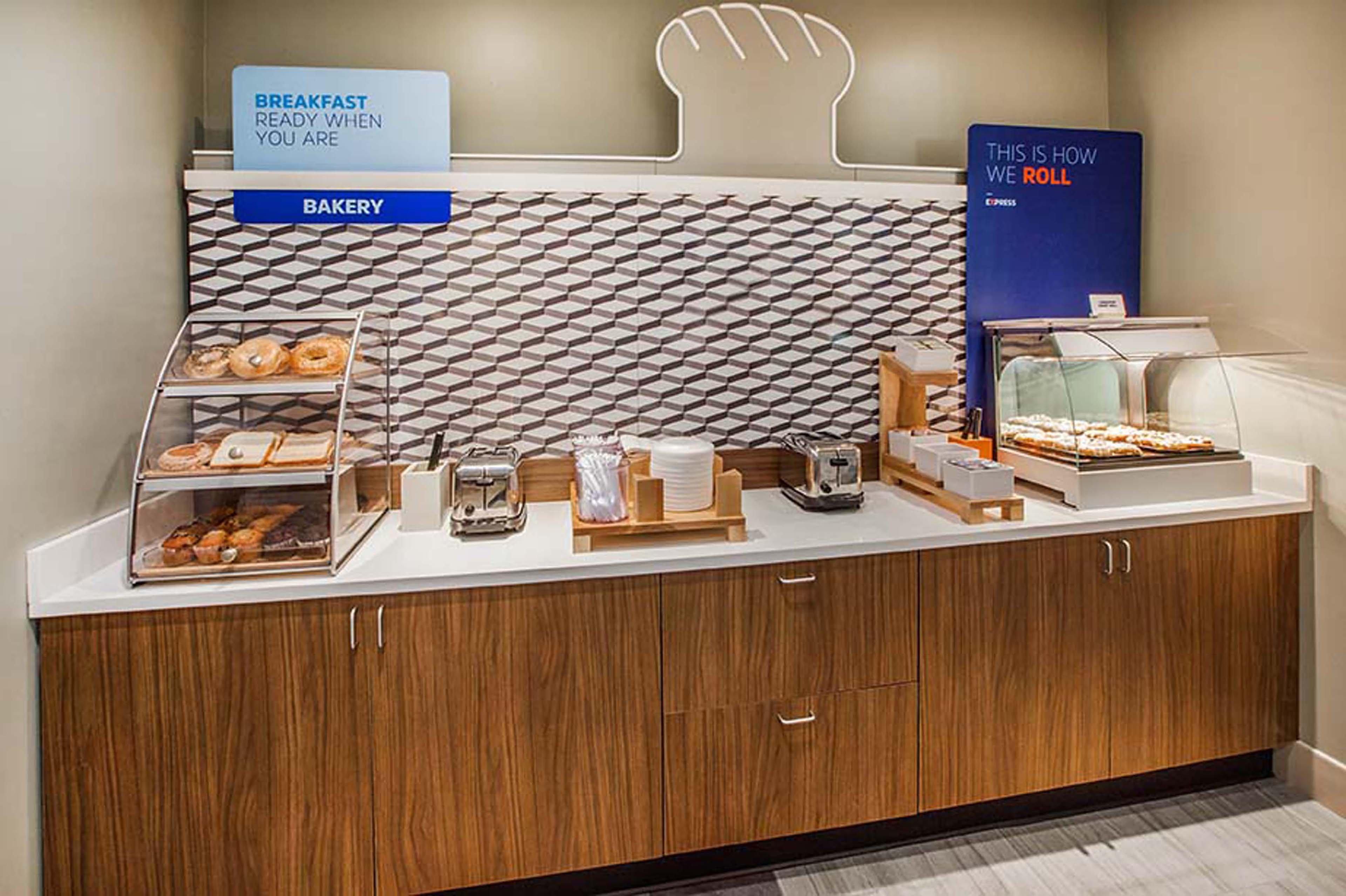 Holiday Inn Express & Suites Van Buren-Fort Smith Area, An Ihg Hotel מראה חיצוני תמונה