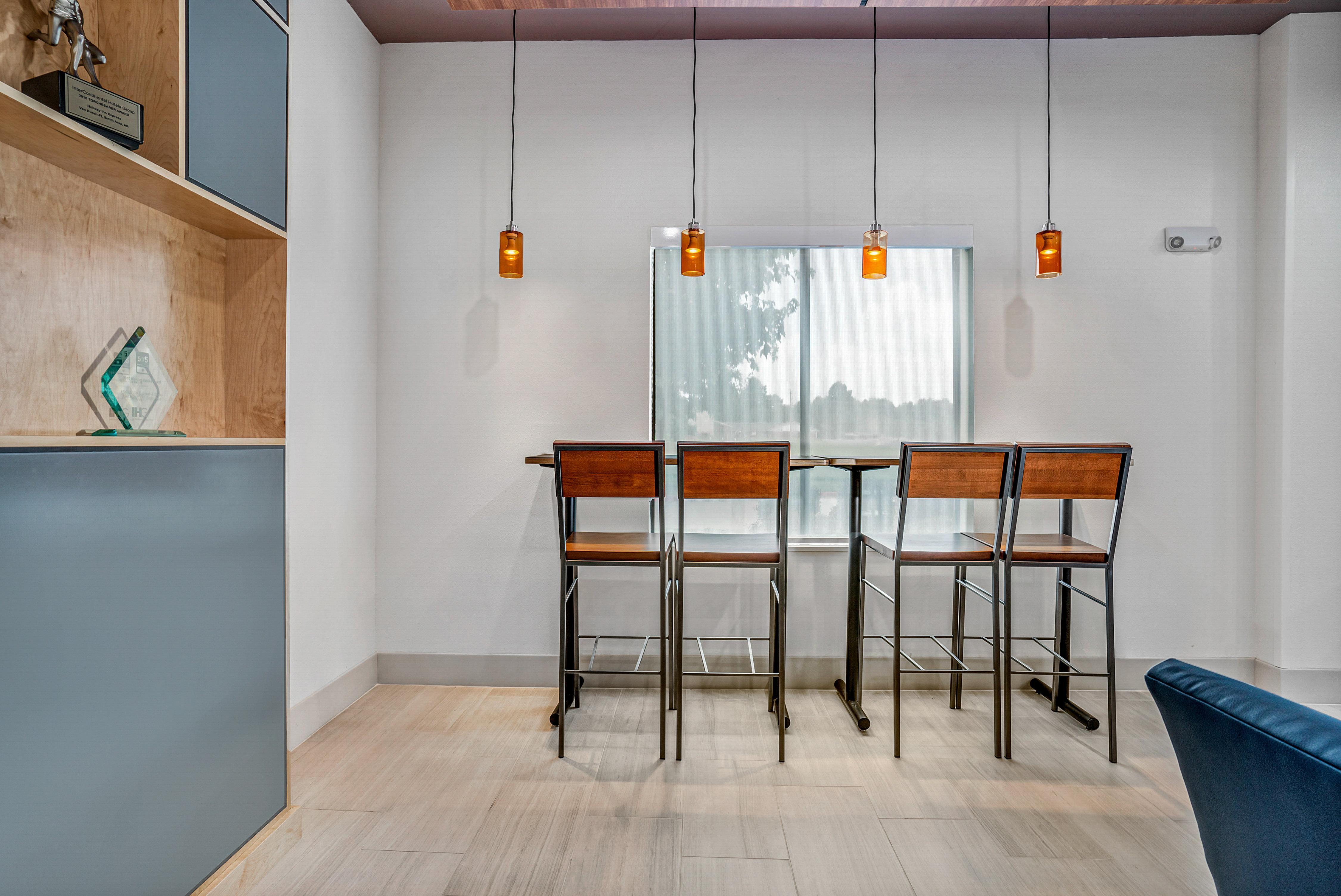 Holiday Inn Express & Suites Van Buren-Fort Smith Area, An Ihg Hotel מראה חיצוני תמונה